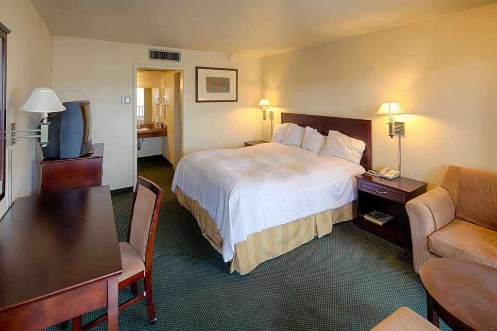ホテル Ramada By Wyndham Modesto Yosemite Area 部屋 写真